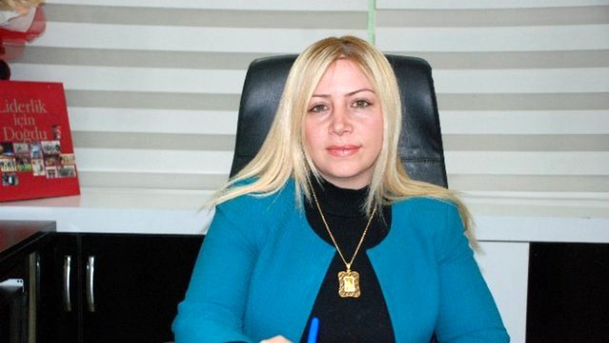 Duran, İstiklal Marşı\'nın Kabülünün 94\'üncü Yıldönümünü Kutladı