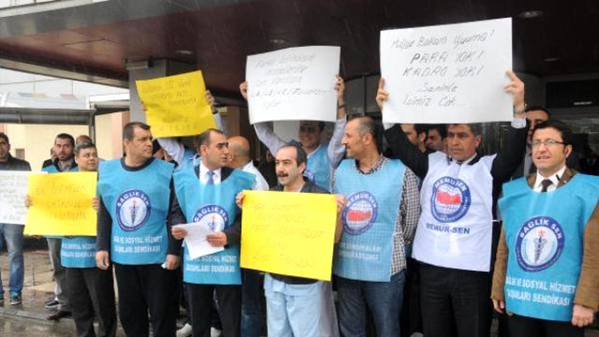Gaziantep\'te Sağlık Çalışanlarından Protesto