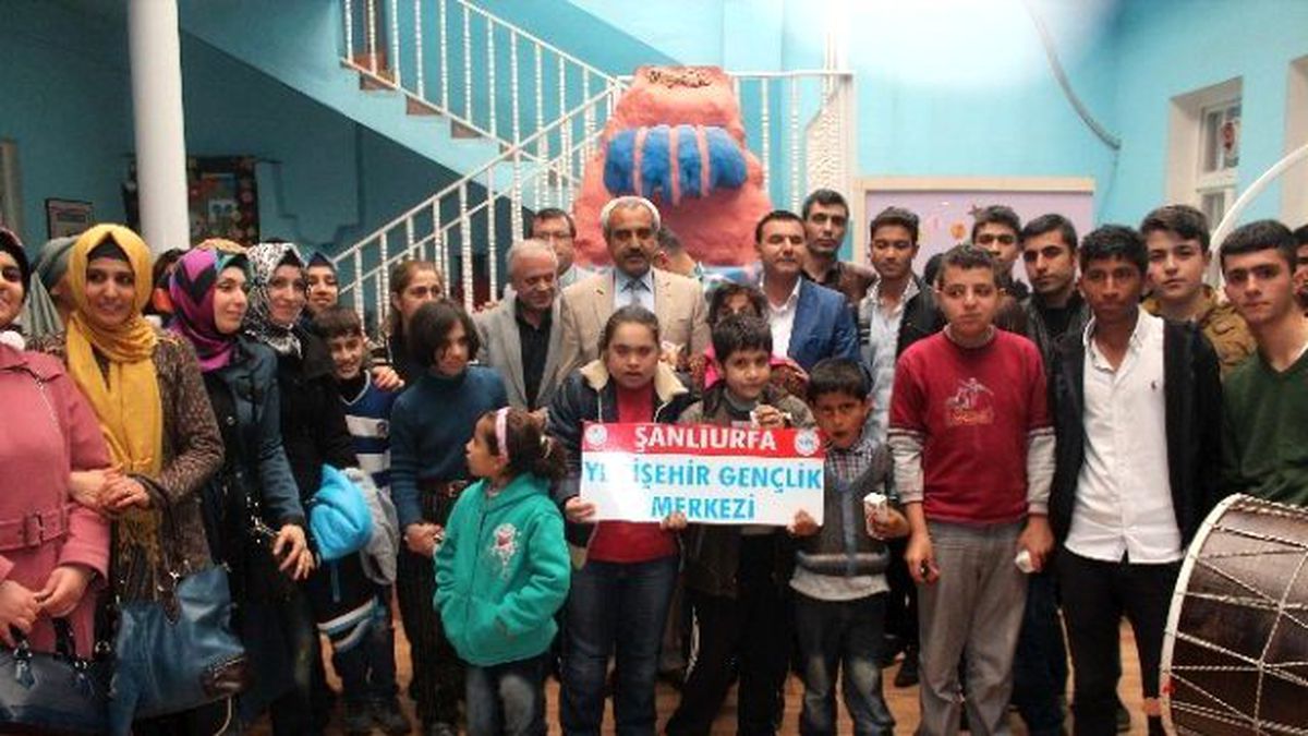 Gençler, Engellileri Unutmadı