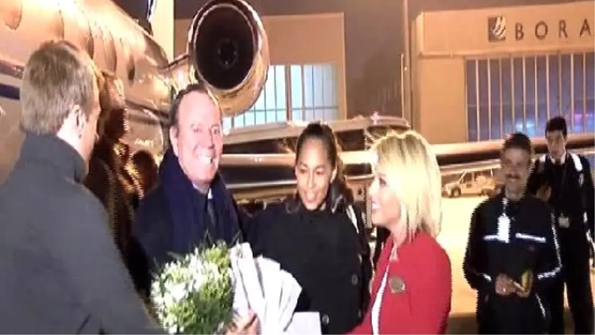 Julio Iglesias İstanbul\'da