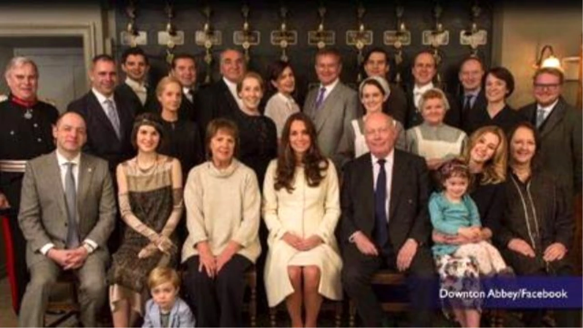 Kate Middleton Is All Fangirl During \'Downton Abbey\' Set Visit