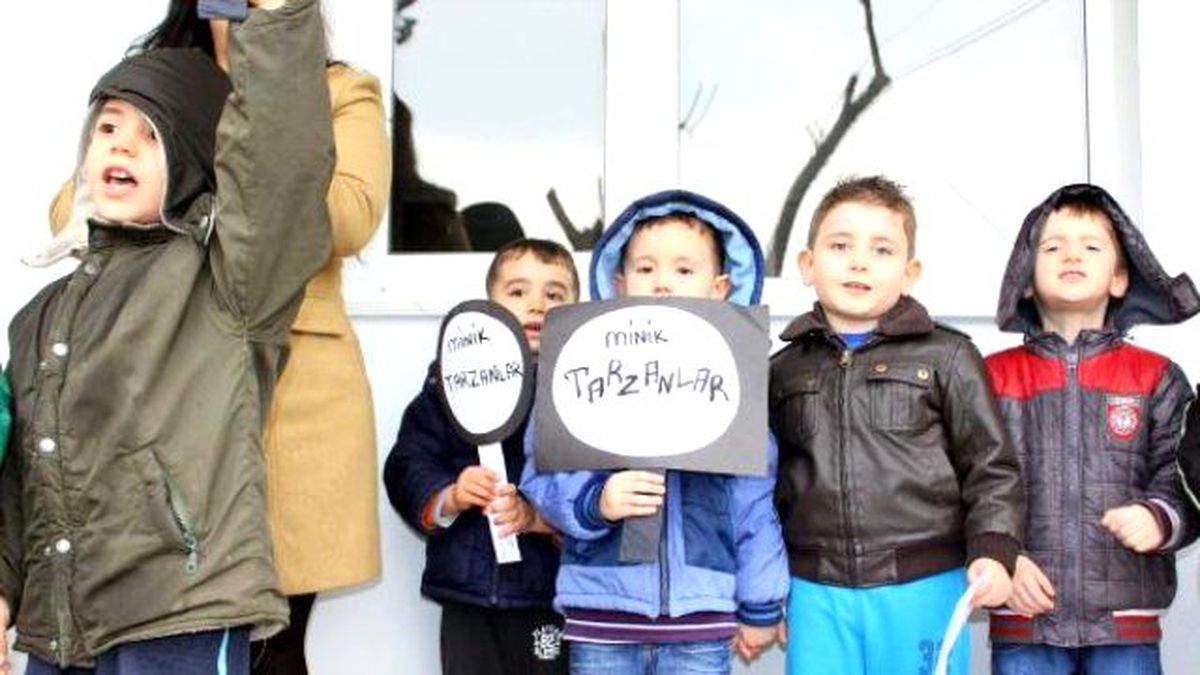 Manisaspor\'a Öğrencilerden Moral