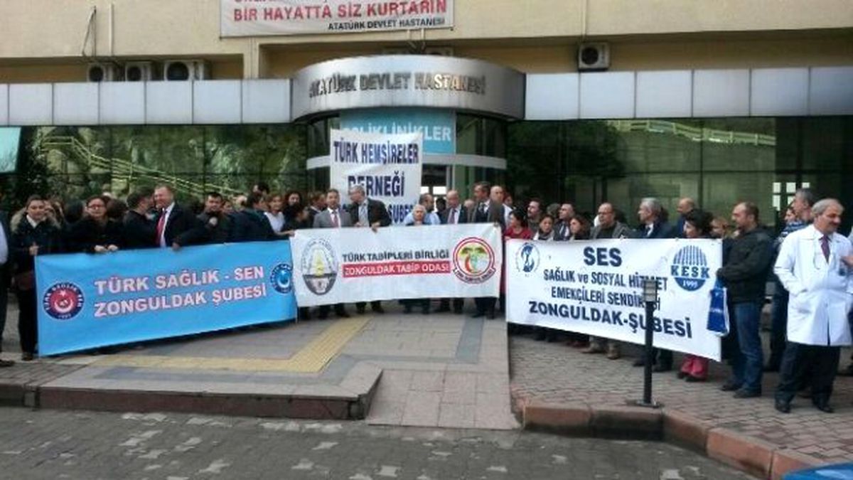 Sağlık Çalışanlarından İş Bırakma Eylemi