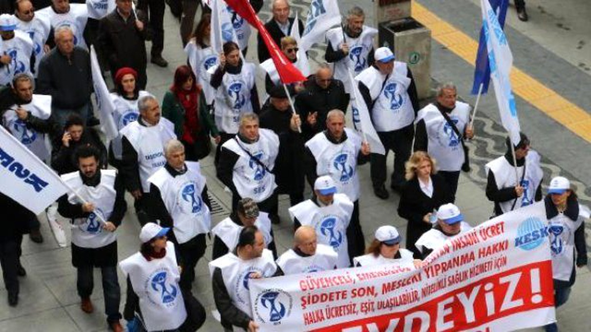 Samsun\'da Sağlık Çalışanları İş Bıraktı