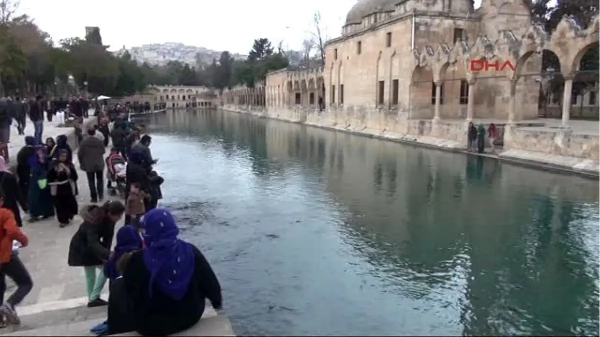 Şanlıurfa\'da Süleyman Şah Türbesinin Yapımı Tamamlandı