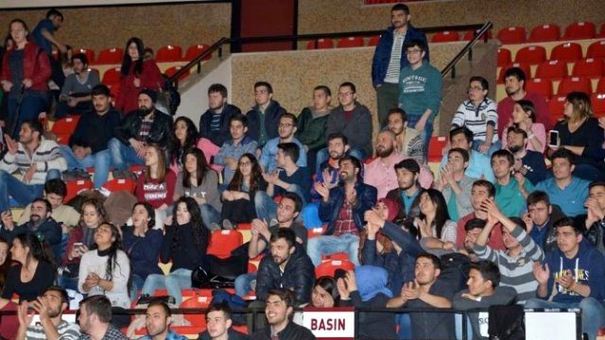 Selçuk\'ta 40. Yıla Özel Turnuva