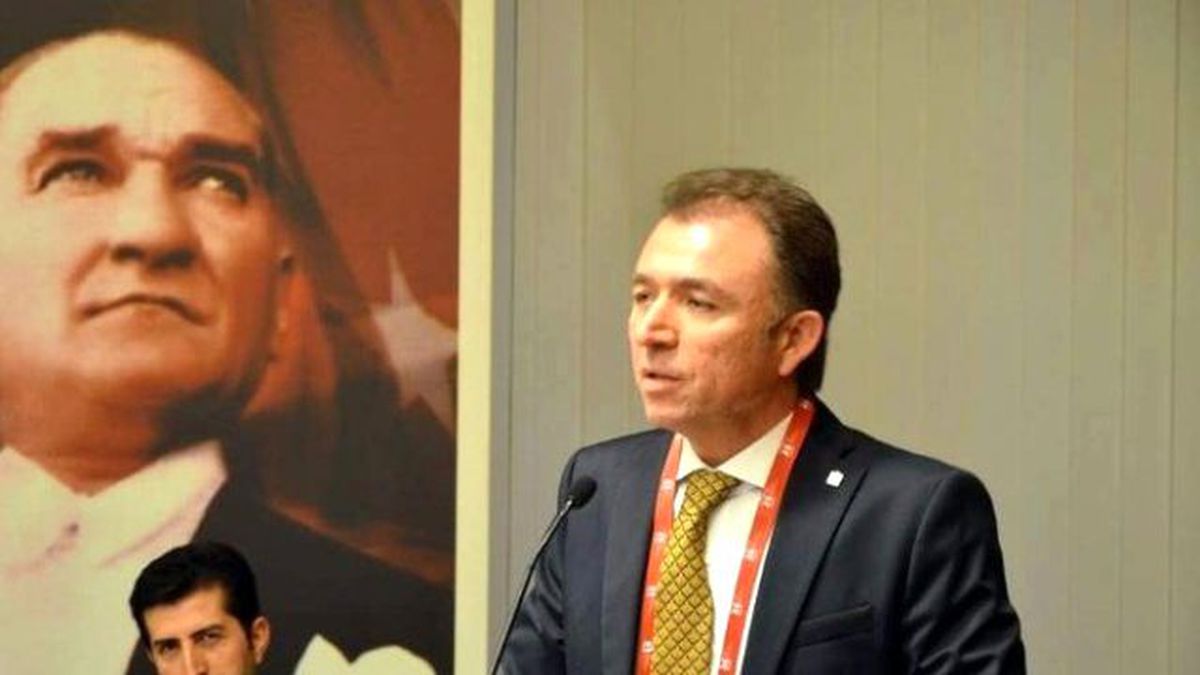 Tügik Genel Başkanı Erkan Güral\'dan Gençlere: Mutlaka Sevdiğini Bir İşi Yapın