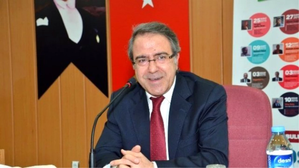 Yazar Mustafa Armağan "Mehmet Akif Ersoy\'u" Anlattı