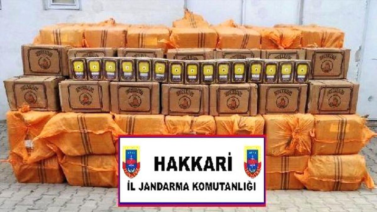 Yüksekova\'da 3.5 Ton Kaçak Çay Ele Geçirildi