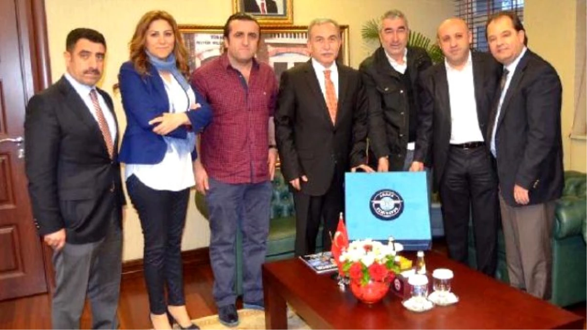 Adana Demirspor\'dan Vali Mustafa Büyük\'e Ziyaret