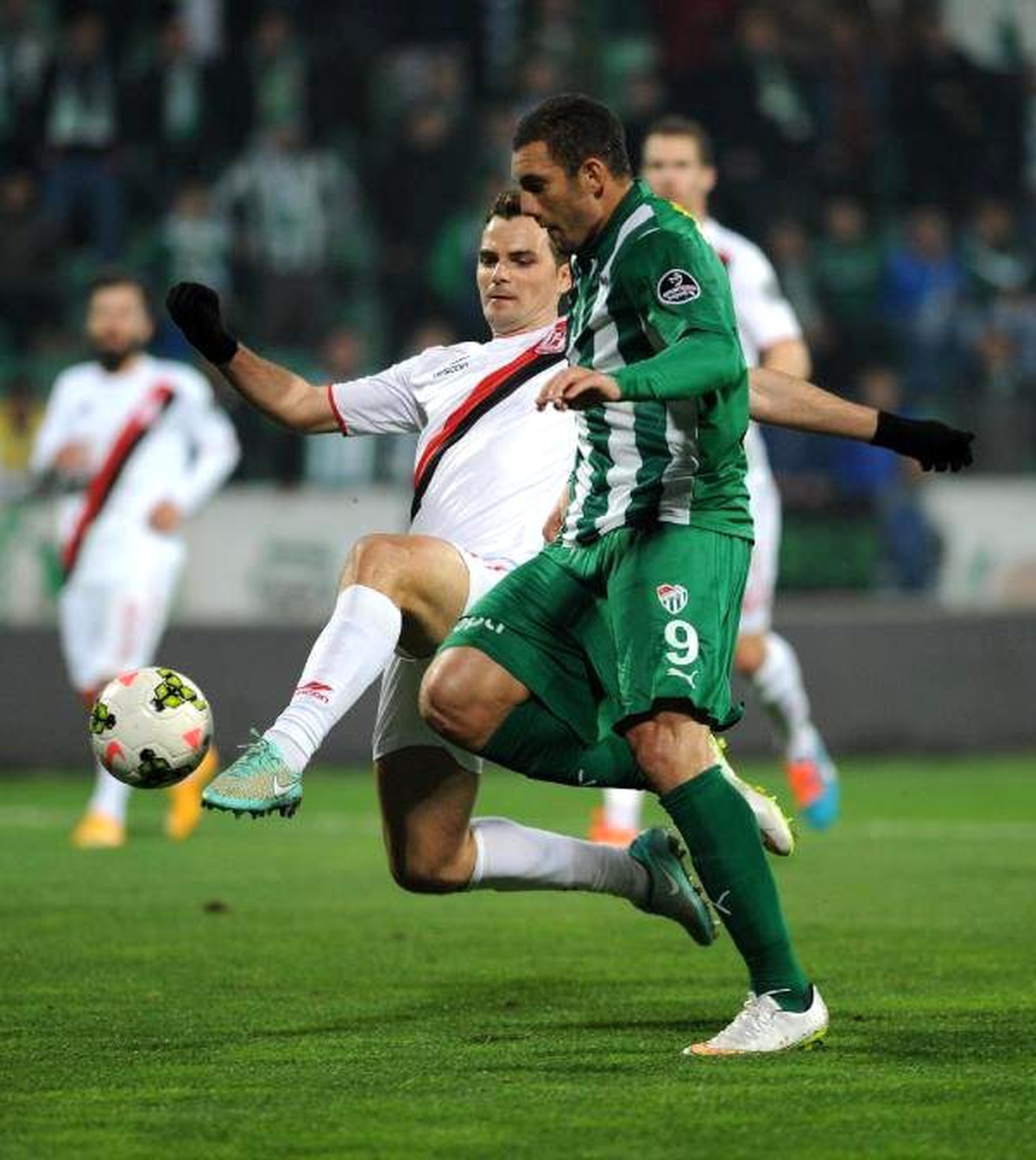 Bursasporlu Futbolcular 3 Puana Sevindi