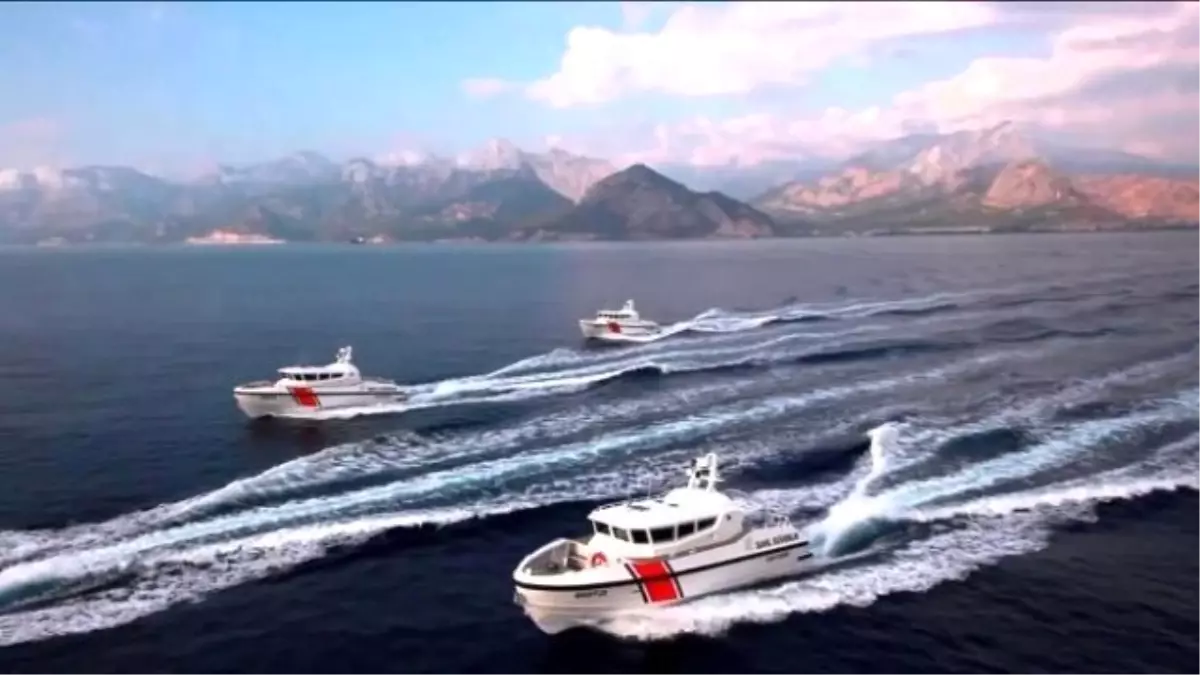 Edirne\'de, Deniz Yoluyla Yunanistan\'a Kaçmak İsteyen 33 Kaçak Göçmen Yakalandı