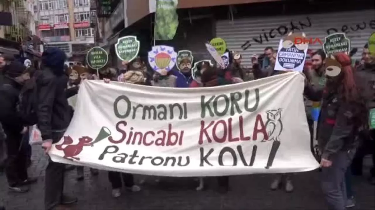 Fatih Ormanı\'ndaki Projeye Sincap Maskeli Protesto