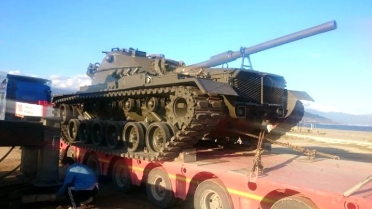 M-60 Tankı Anamur\'da Sergilenmeye Başlandı