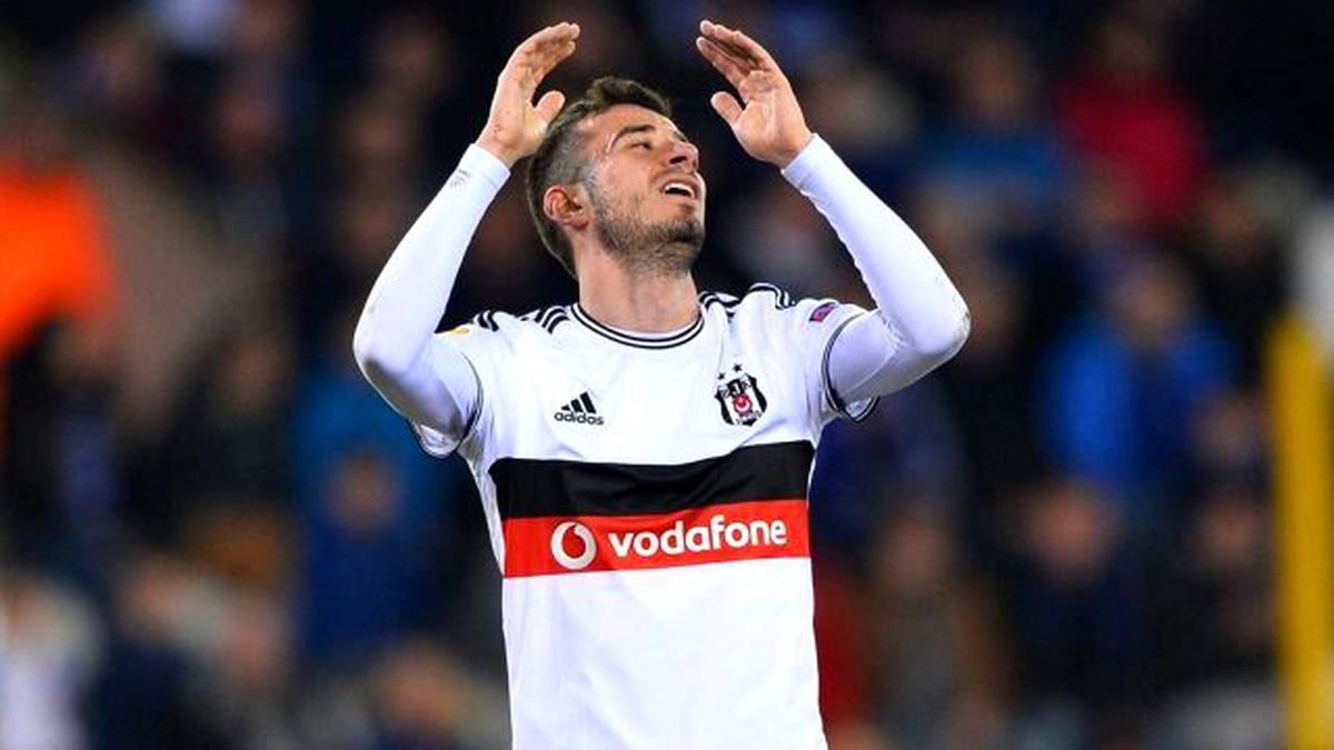 Oğuzhan Özyakup\'un Performansındaki Düşüş Devam Ediyor