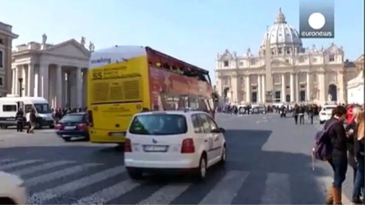 Papa Francis Görevi Bırakma Sinyali Verdi