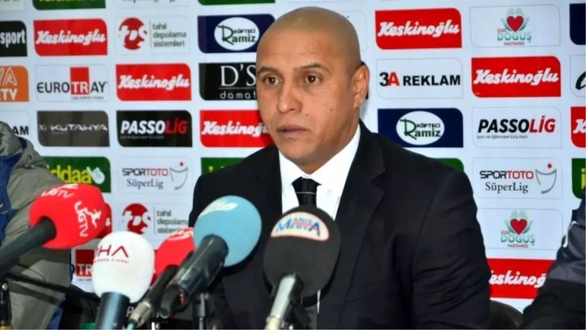 Roberto Carlos: Akhisar İyi Bir Yolda İlerliyor