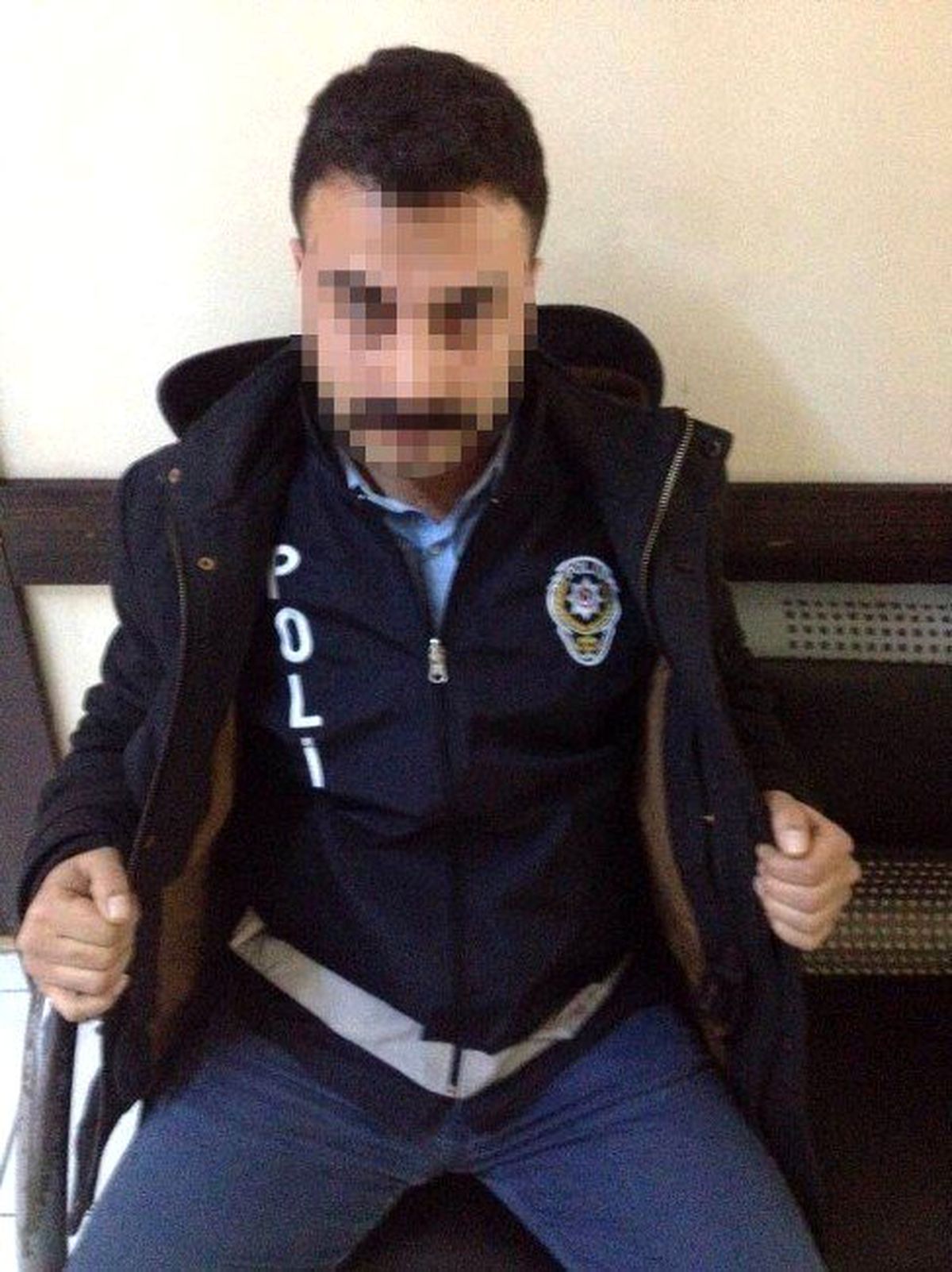 Sahte Polis Yakayı Ele Verdi.