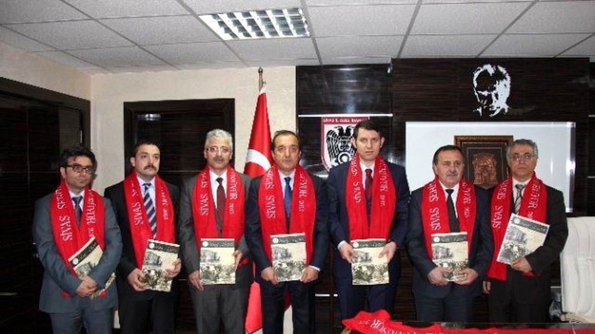 Sivas Şehitlerine Yürüyecek