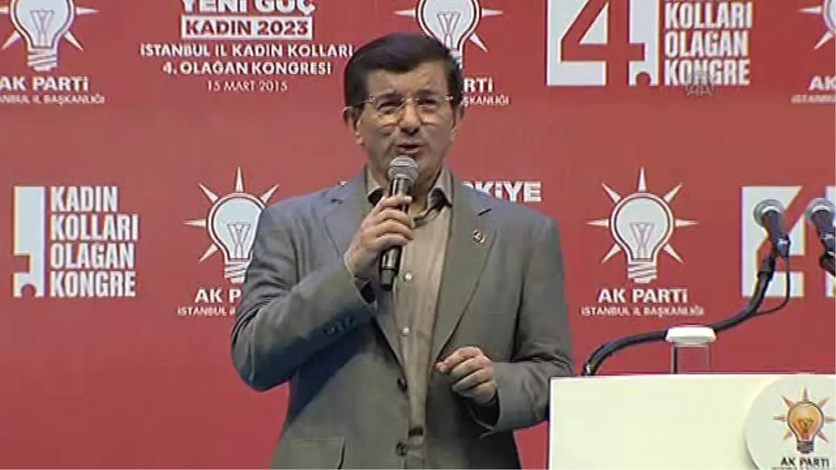 Davutoğlu: Annelik Kutsaldır