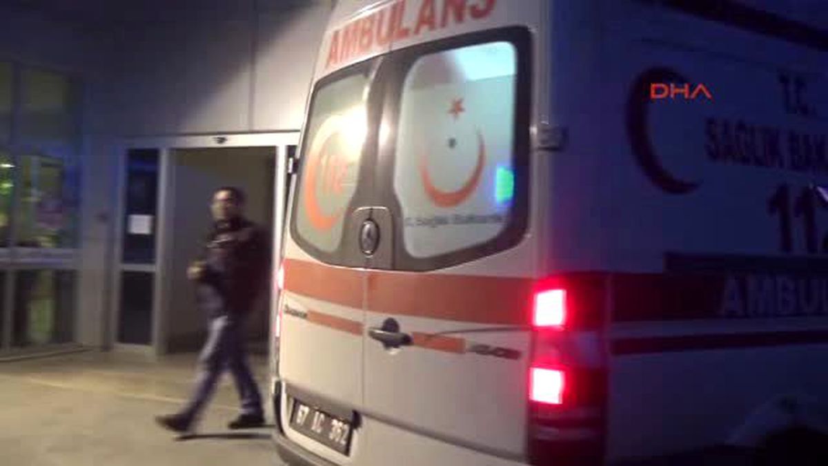 Ereğli Parada Anlaşamadığı Çekiciyi Bıçakladı