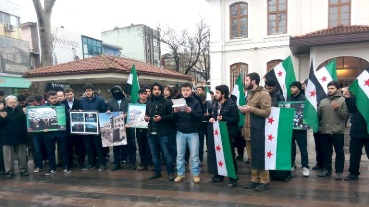 Gençler Sabah Namazında Buluşmaya Devam Ediyor