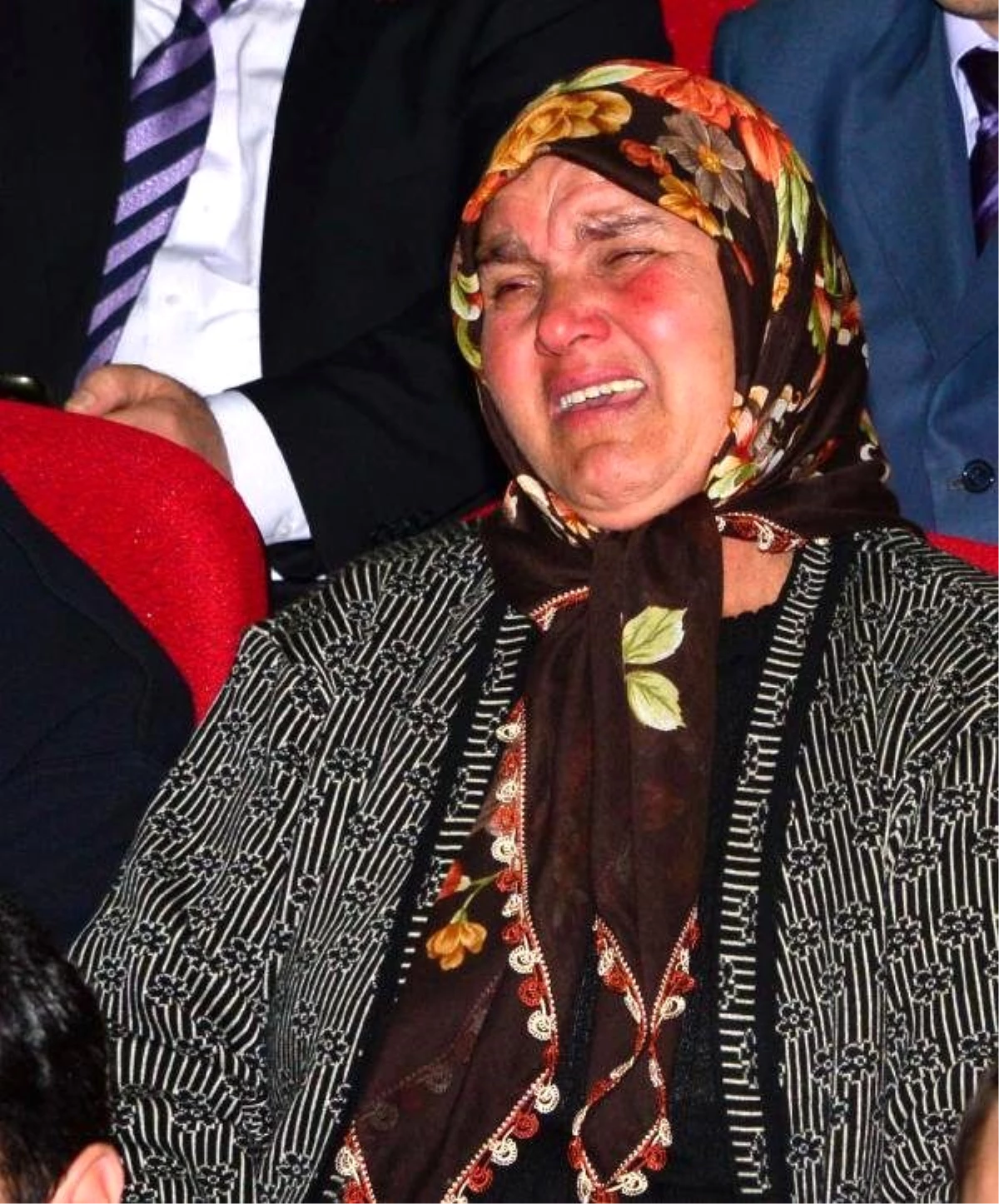 Adana\'da Şehit Yakınlarına ve Gazilere Devlet Övünç Madalyası Verildi