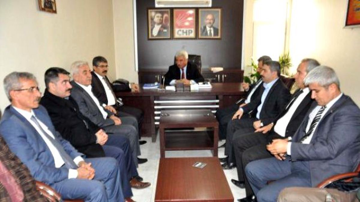Adıyaman\'da Ak Partililer\'den CHP\'ye Ziyaret