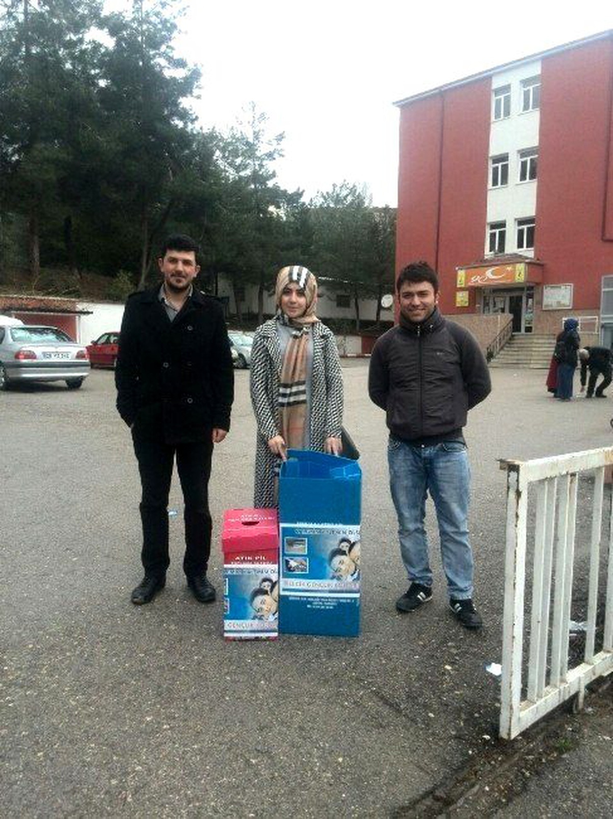 Ak Gençlerin \'Kalemin Kalemi Olsun\' Projesi