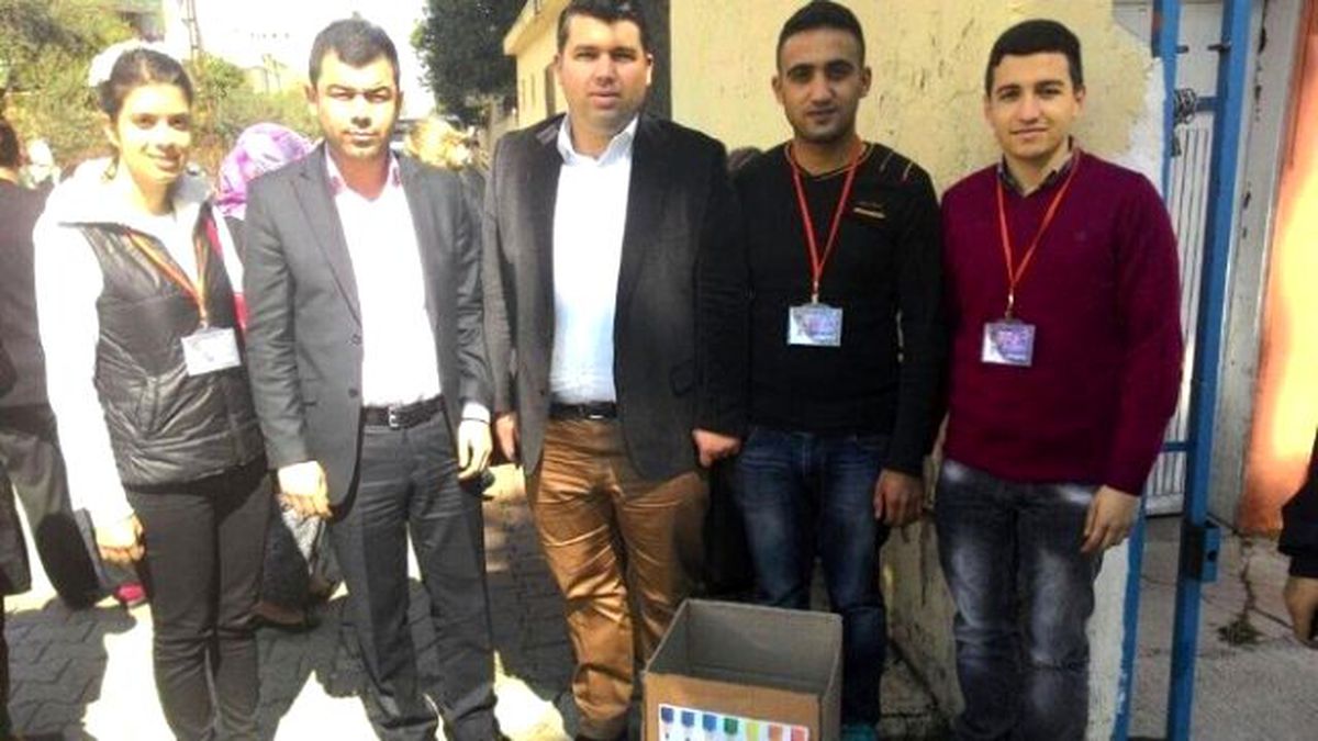 AK Parti\'li Gençlerden Örnek Davranış