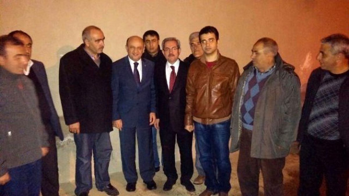 Bakan Işık Ablasını Ziyaret Etti