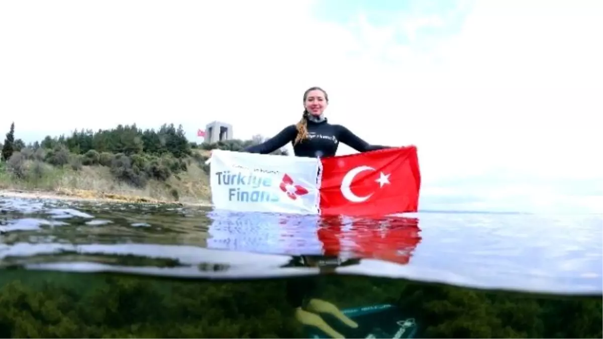 Ercümen Bu Kez Şehitler İçin Dalış Yaptı