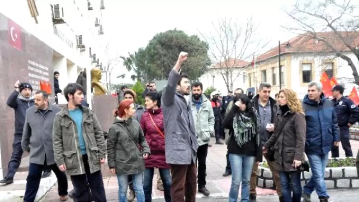 Çanakkale\'de İkinci Kez Gözaltına Alınan Tkp\'liler Tekrar Serbest