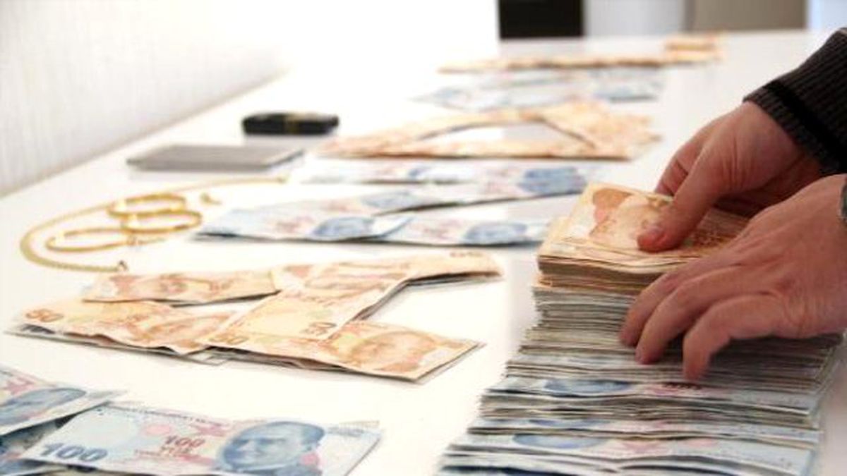 Ankara\'da Yaşayan Çifti Telefonla Dolandıran 2 Şüpheli, Şanlıurfa\'da Yakalandı