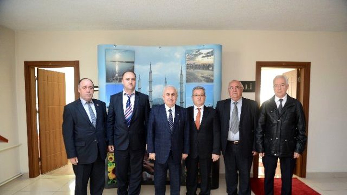 Balkan Türk Federasyonu Yönetiminden Vali Şahin\'e Ziyaret