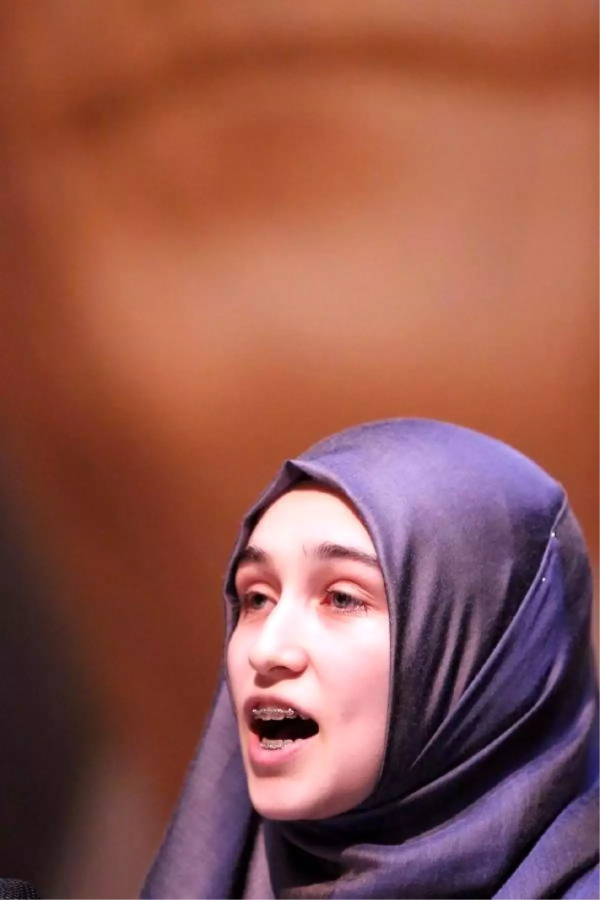 Çanakkale\'yi Anlatırken Gözyaşlarını Tutamadı