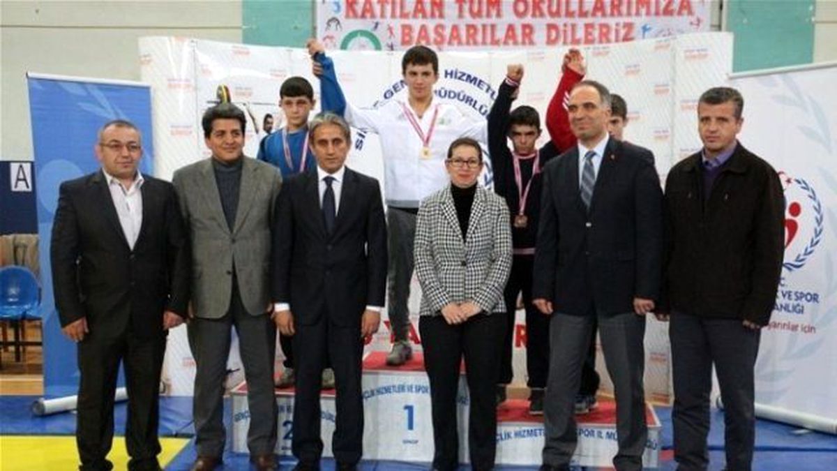 Güreş Müsabakaları Sona Erdi
