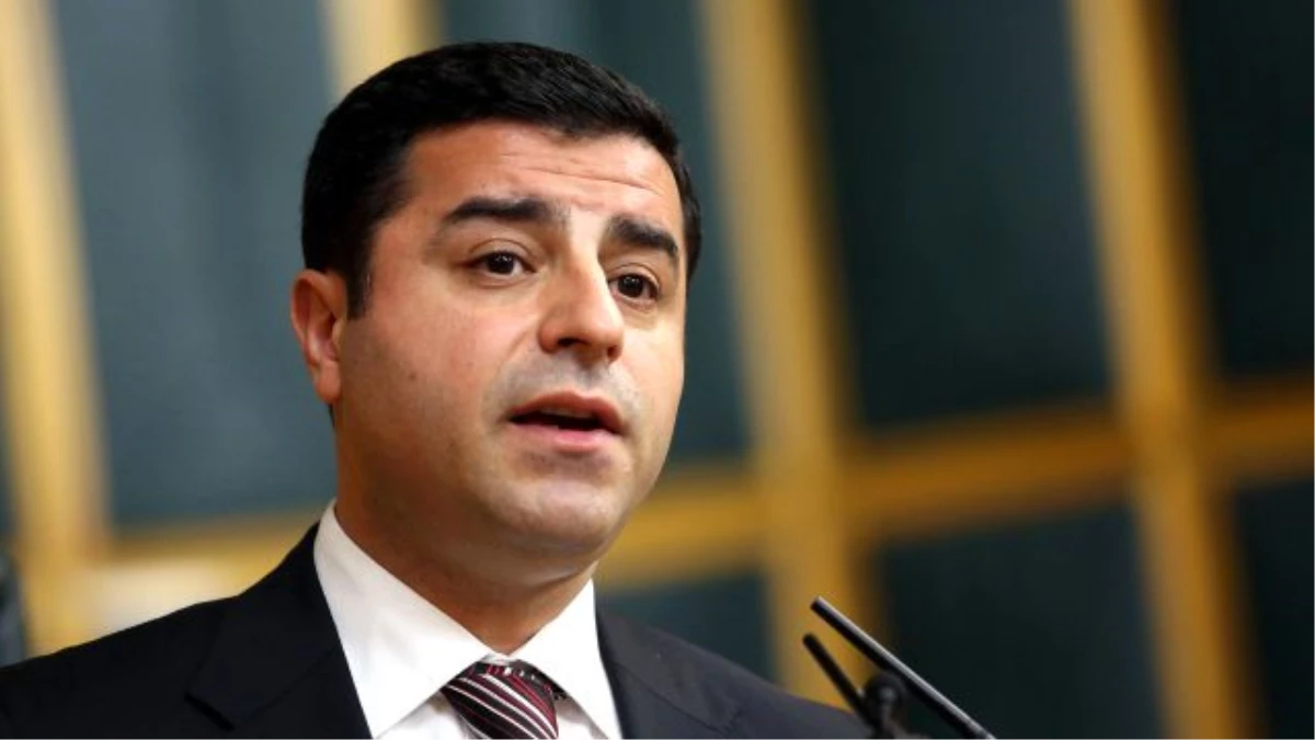 HDP\'li Demirtaş\'tan Tek Cümlelik Grup Toplantısı