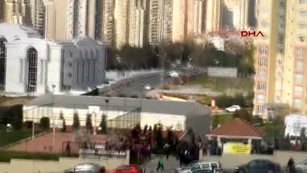 İşte Kız İmam-Hatip Lisesi\'ndeki Kavganın Görüntüleri