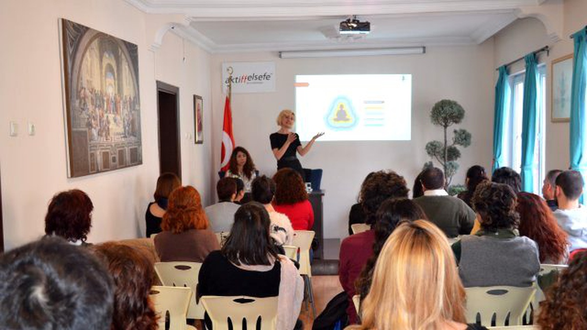 İyi Hissettiren Konferanslar