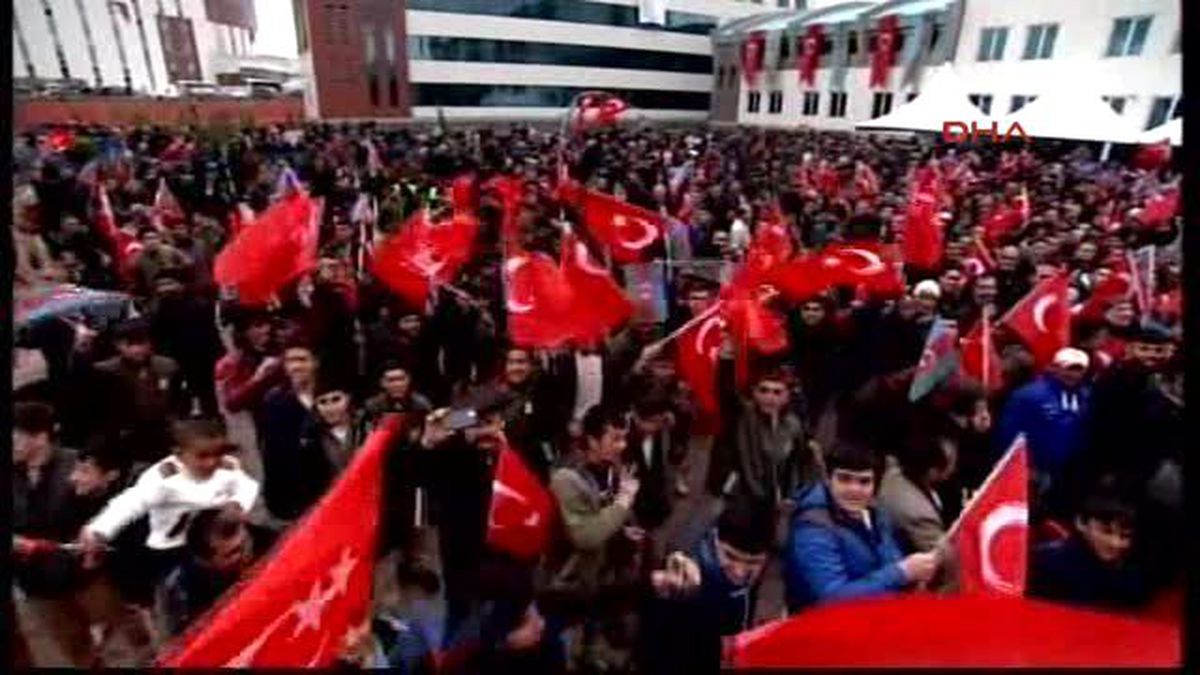 Kars Erdoğan, Protokol Hatasını Düzeltti
