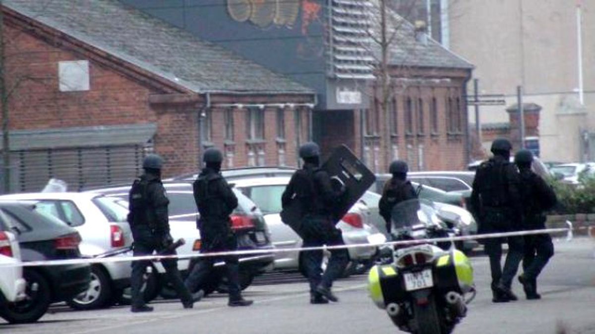 Kopenhag Polisi 8 Adrese Baskın Düzenledi