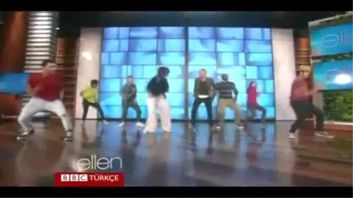 Michelle Obama\'dan Televizyon Programında Dans Gösterisi