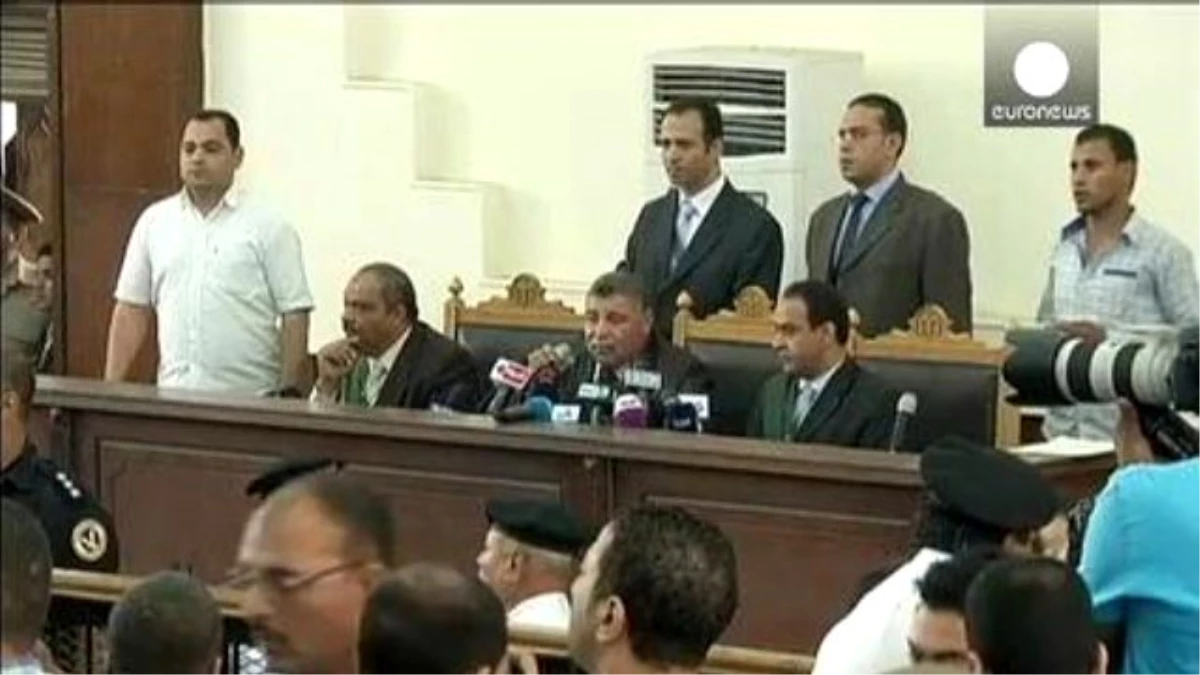 Mısır\'da Müslüman Kardeşler Hareketinin Lideri ve 13 Üyesine İdam Cezası