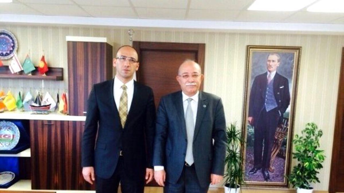 Özbayram, MHP Genel Merkezinde Resmi Başvurusunu Yaptı