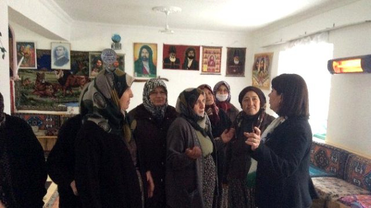Prof. Dr. Usluer Mahallelerde Vatandaşların Sorunlarını Dinledi