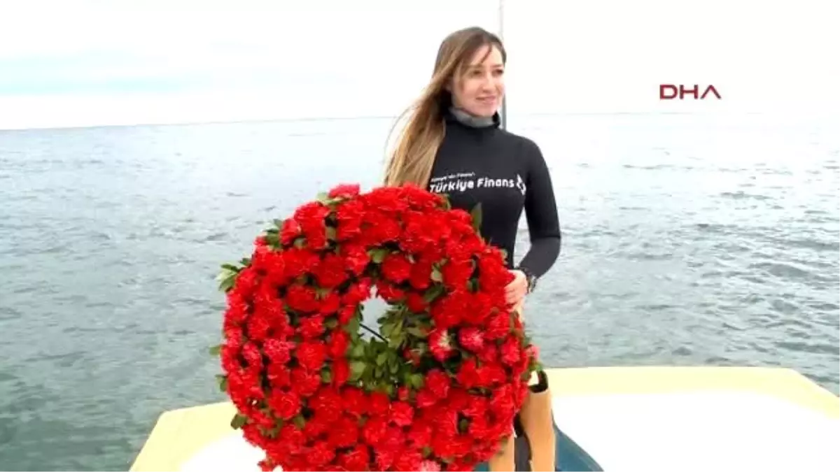 Şahika Ercümen\'den Çanakkale Şehitleri İçin \'Saygı Dalışı\'