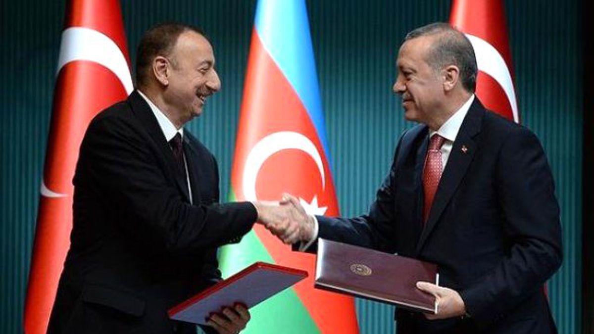 Aliyev\'in de Katıldığı Törende Erdoğan\'dan Protokol Fırçası