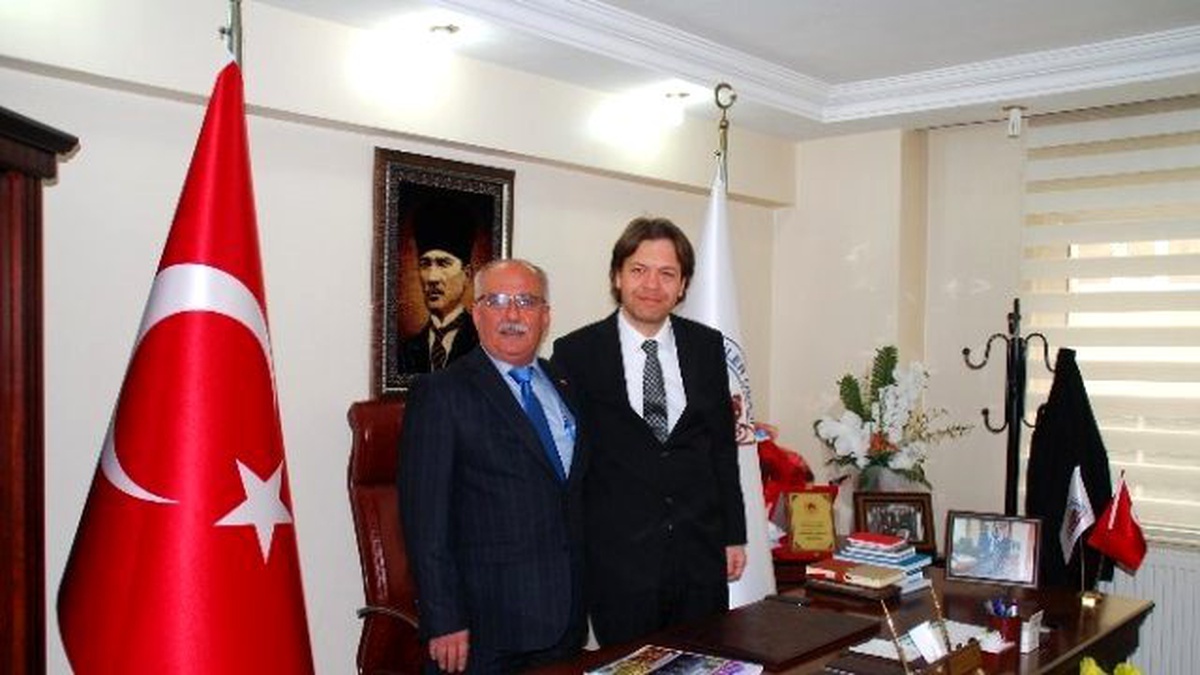 Yalçın\'dan Kahveciler Odasına Ziyaret