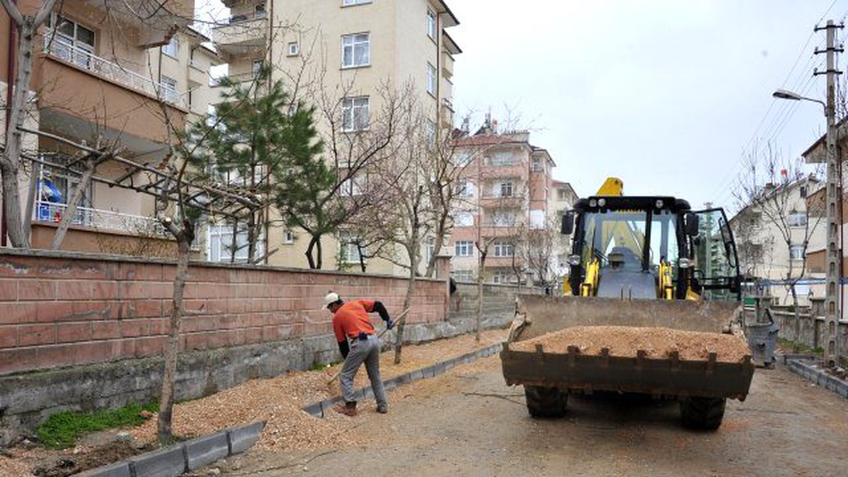 Yol ve Kaldırım Çalışması Kaldığı Yerden Devam